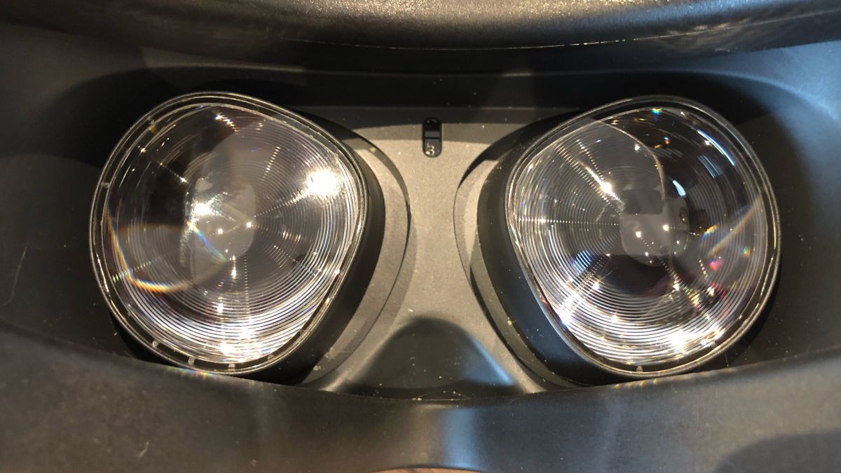 Oculus lensleri hızlı ve güvenli bir şekilde nasıl temizlenir