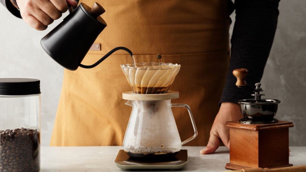 Kahve üzerine dökün nasıl yapılır